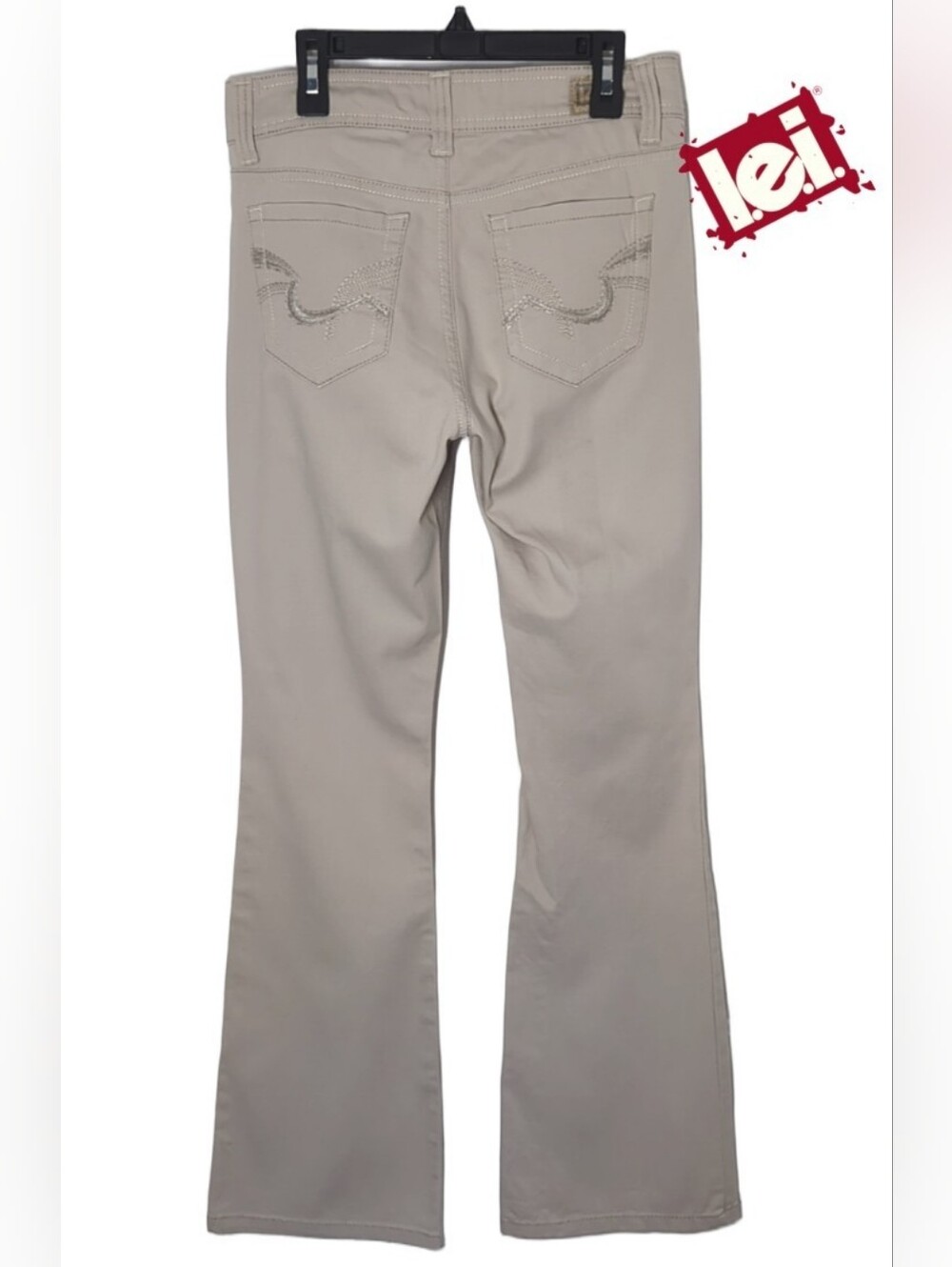 l.e.i. Sophia Hipster Flare Khaki Pants Size 3 Low Rise Vintage 2012